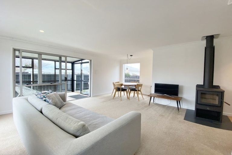 Photo of property in 2/20a Mcbratneys Road, Dallington, Christchurch, 8061