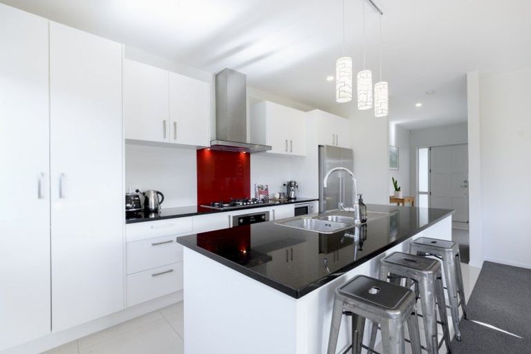 Photo of property in 2 Orion Way, Welcome Bay, Tauranga, 3112