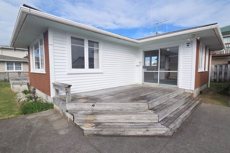 Photo of property in 5 Keilor Road, Otumoetai, Tauranga, 3110