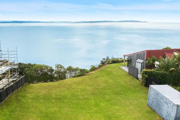 Photo of property in 90 Ardern Avenue, Stanmore Bay, Whangaparaoa, 0932