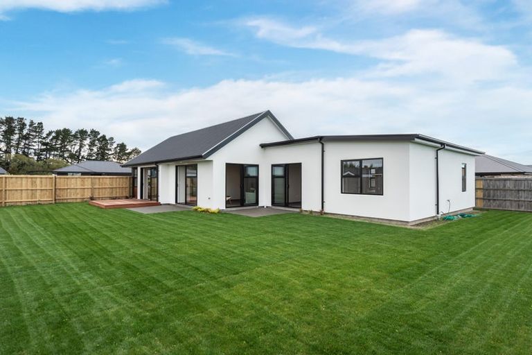 Photo of property in 18 Plover Avenue, Amberley, 7410