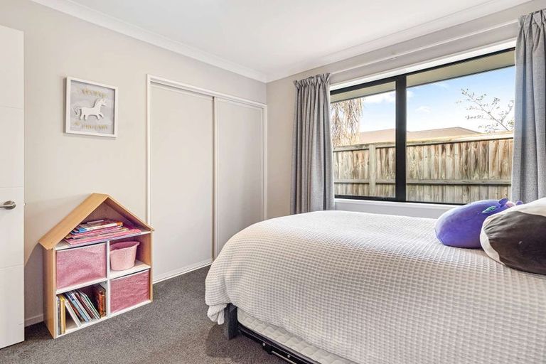 Photo of property in 31 Navy Loop, Rolleston, 7614