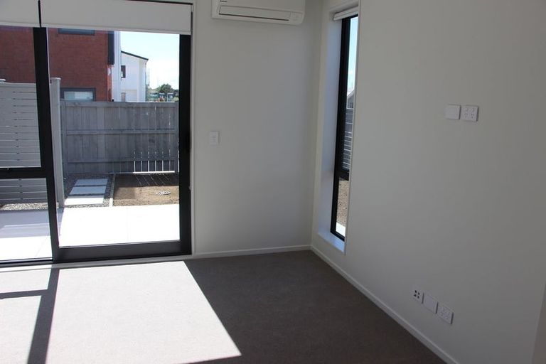Photo of property in 11 Ngakoro Road, Karaka, Papakura, 2113