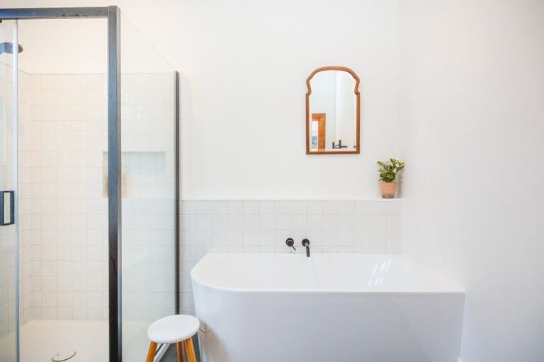 Photo of property in 32 Worcester Street, West End, Palmerston North, 4410