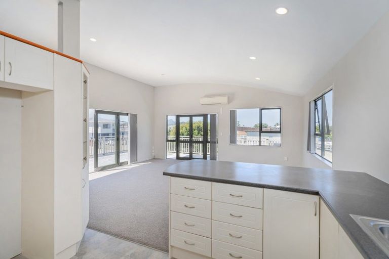 Photo of property in 12 Marlin Street, Whitianga, 3510