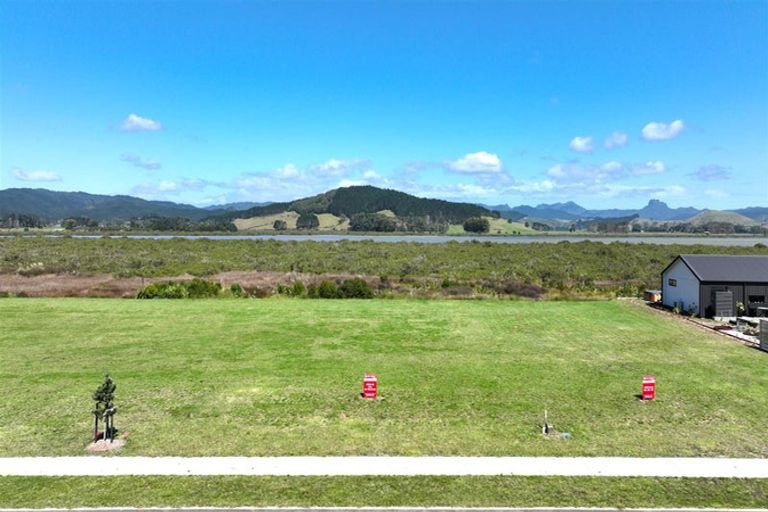 Photo of property in 172 Kopani Road, Matarangi, 3592