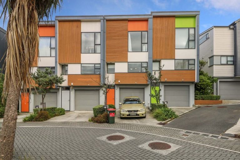 Photo of property in 19/22u Booth Street, Miramar, Wellington, 6022