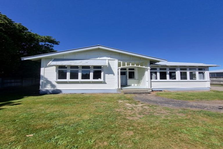 Photo of property in 10 Limbrick Street, Terrace End, Palmerston North, 4410