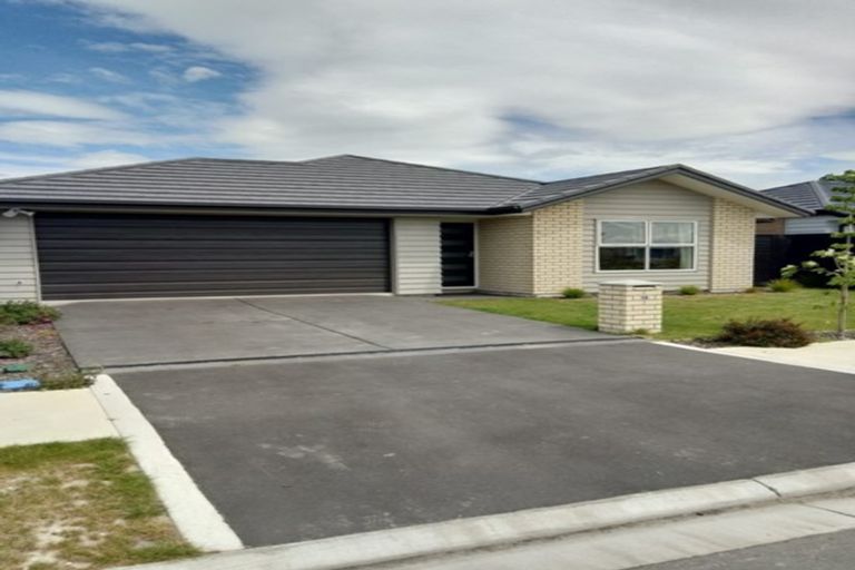 Photo of property in 18 Hannington Way, Rolleston, 7615