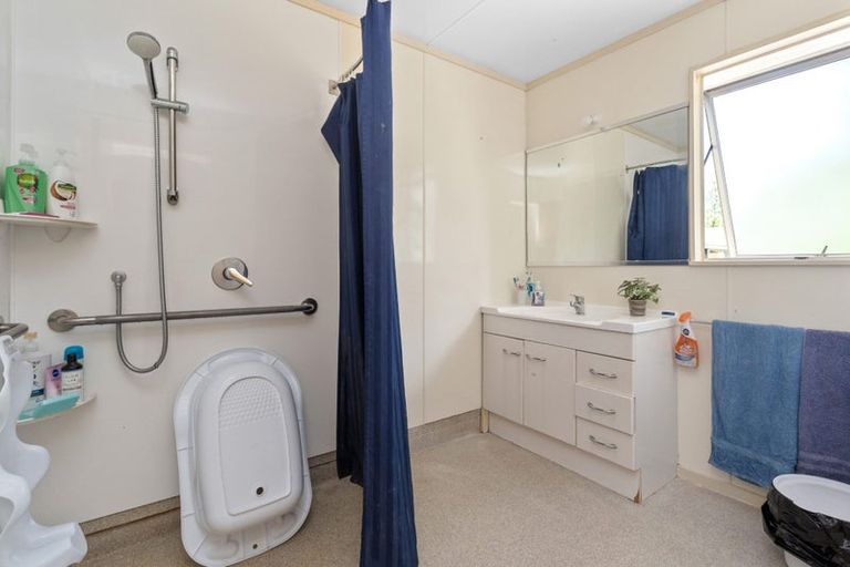 Photo of property in 8b Glover Place, Onerahi, Whangarei, 0110