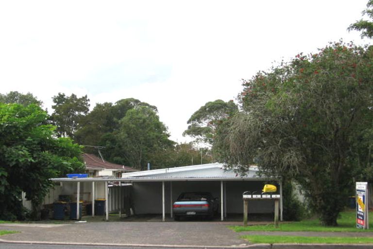 Photo of property in 4/17 Glengarry Road, Glen Eden, Auckland, 0602