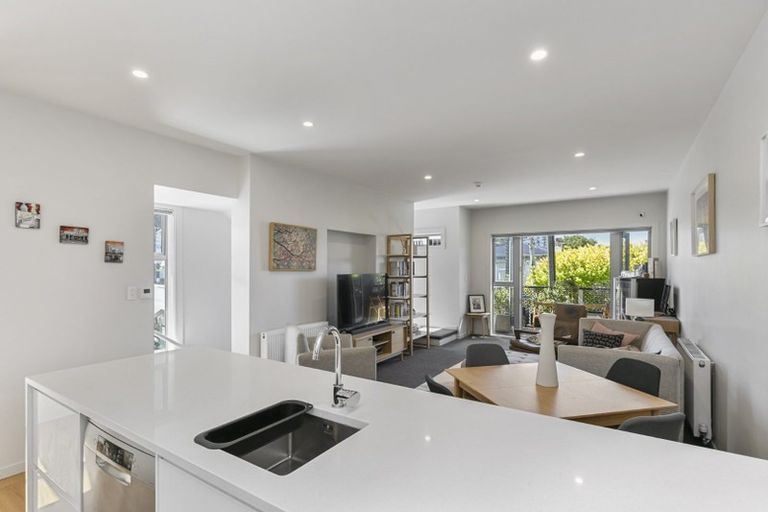 Photo of property in 3d Park Street, Thorndon, Wellington, 6011
