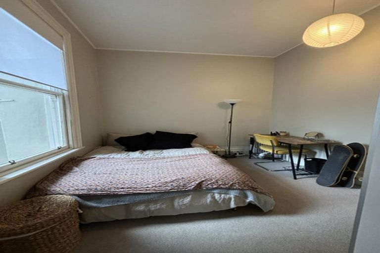 Photo of property in 98 Wallace Street, Mount Cook, Wellington, 6021