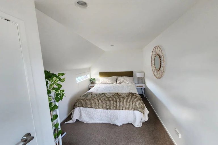 Photo of property in 306 Ocean Road, Whangamata, 3620