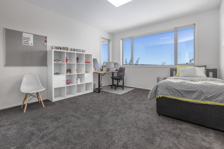 Photo of property in 22 Milford Street, Aotea, Porirua, 5024