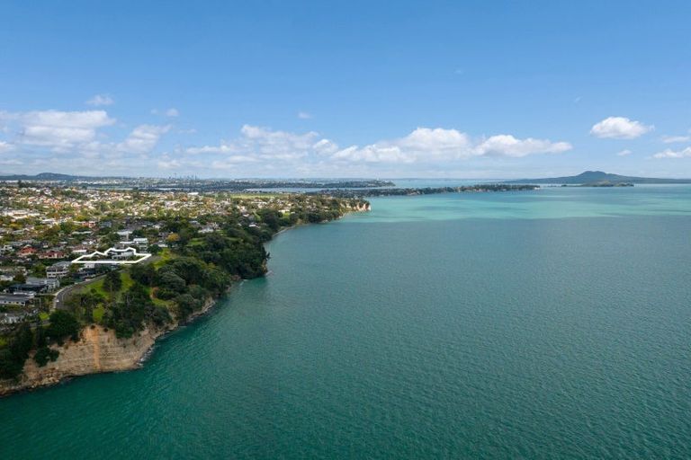 Photo of property in 90 Marine Parade, Mellons Bay, Auckland, 2014