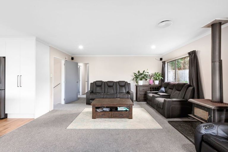 Photo of property in 63a Omapere Street, Whitby, Porirua, 5024