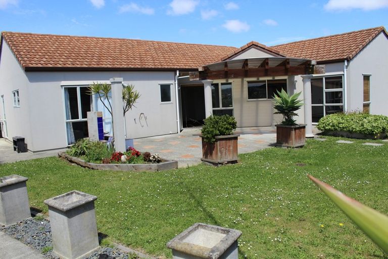 Photo of property in 22 Killeen Place, Flat Bush, Auckland, 2019