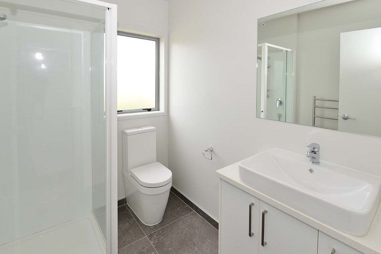 Photo of property in 66 Maire Road, Orewa, 0931