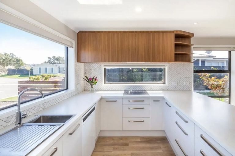 Photo of property in 17 Farthing Drive, Prebbleton, 7604