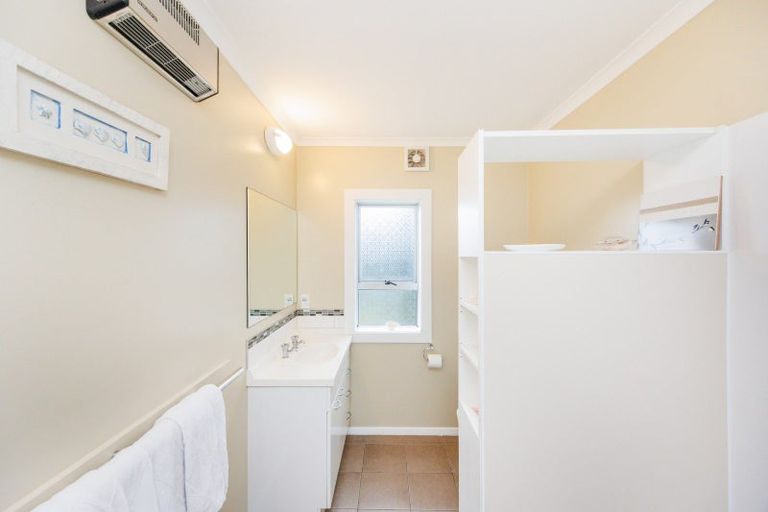 Photo of property in 55 Seabury Avenue, Foxton Beach, Foxton, 4815