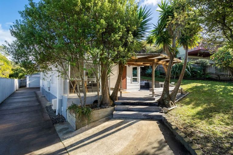 Photo of property in 78 Stapleford Crescent, Browns Bay, Auckland, 0630