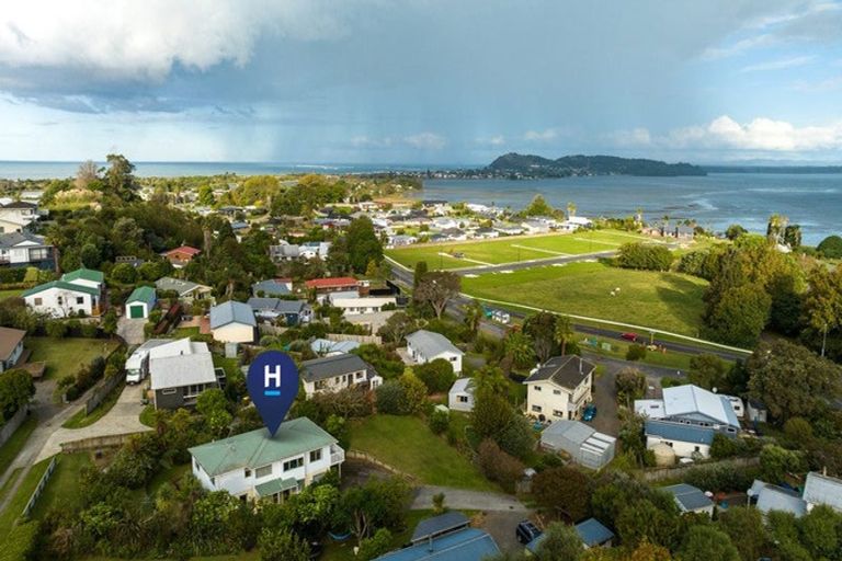 Photo of property in 2 Koutunui Road, Athenree, Katikati, 3177
