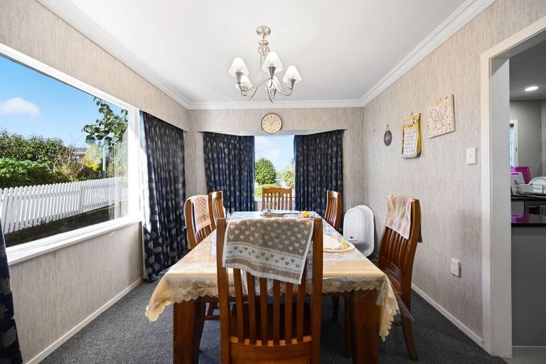 Photo of property in 104 Poaka Avenue, Dinsdale, Hamilton, 3204