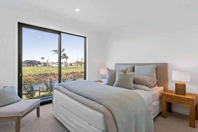 Photo of property in 6 Serrata Close, Papamoa Beach, Papamoa, 3118