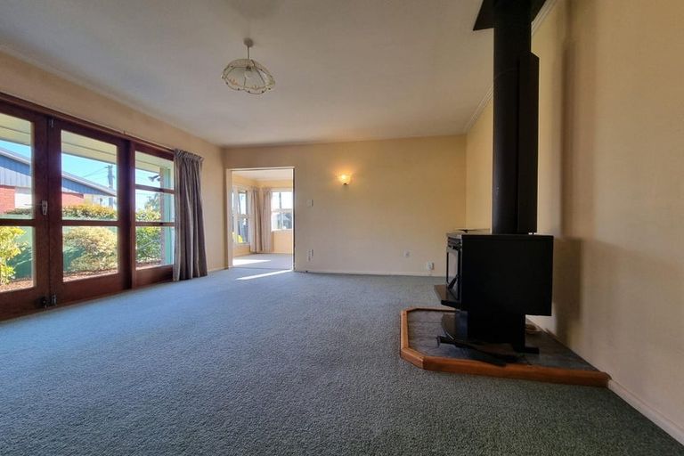 Photo of property in 12 Clouston Street, Saint Martins, Christchurch, 8022