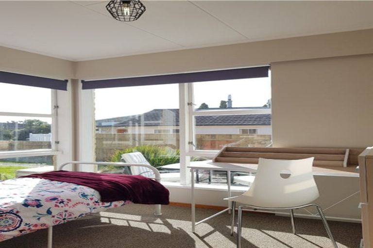 Photo of property in 26 Callender Terrace, Paraparaumu Beach, Paraparaumu, 5032