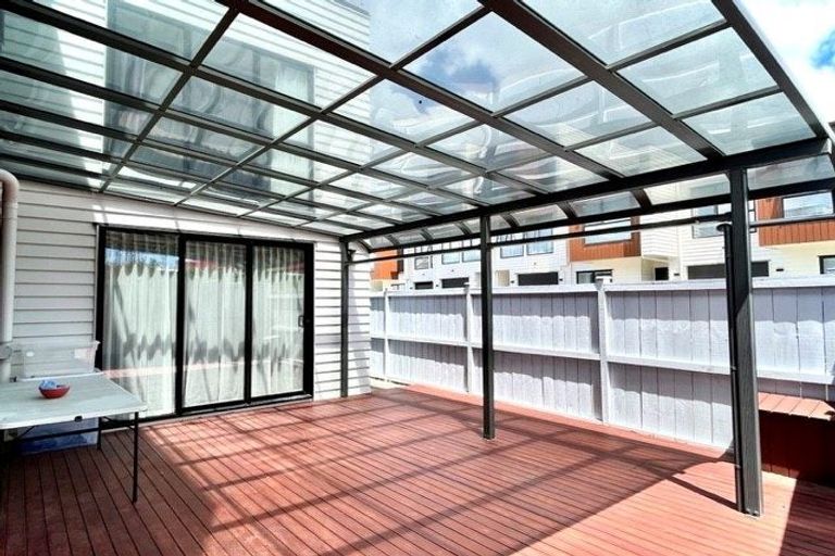 Photo of property in 1 Sager Midgley Road, Hobsonville, Auckland, 0616