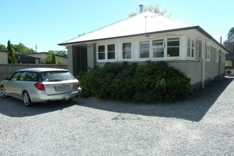 Photo of property in 8 Paeroa Street, Riccarton, Christchurch, 8041