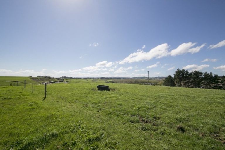 Photo of property in 280a Rimmer Road, Helensville, 0875