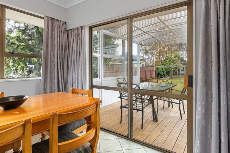 Photo of property in 32 Gordon Street, Woodville, 4920