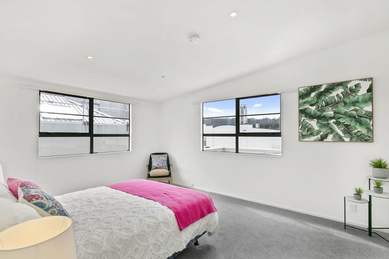 Photo of property in Hopper Street Apartments, 20u2 Hopper Street, Mount Cook, Wellington, 6011