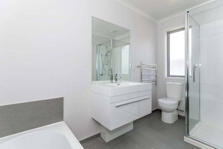 Photo of property in 3/1 Hibiscus Avenue, Hamilton Lake, Hamilton, 3204