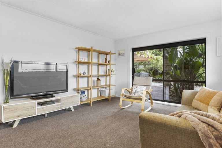 Photo of property in 8 Clariton Avenue, Green Island, Dunedin, 9018
