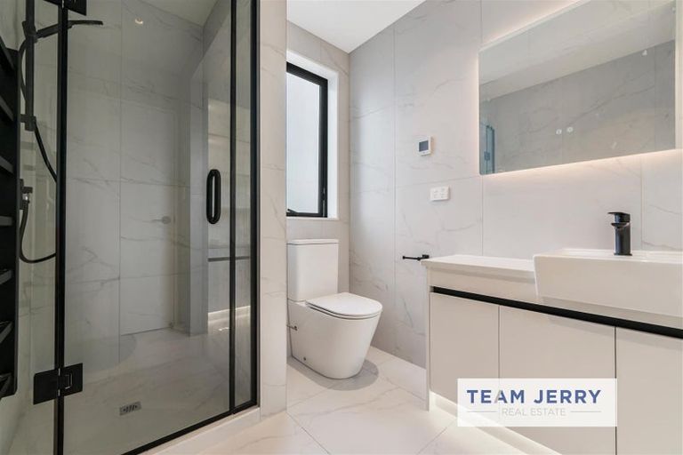 Photo of property in 18 Corporal Street, Papakura, 2110