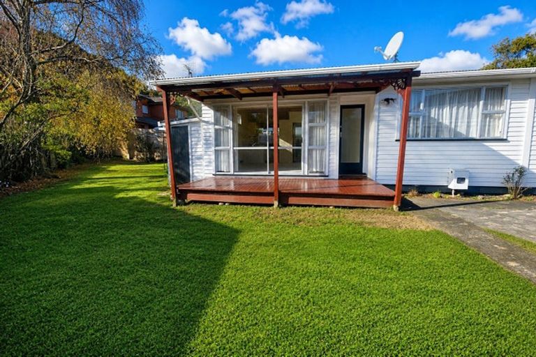 Photo of property in 1b Horoeka Street, Stokes Valley, Lower Hutt, 5019