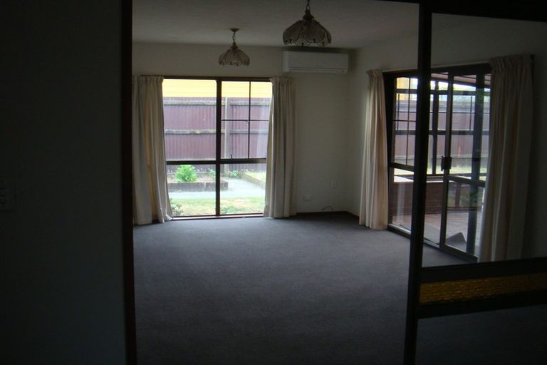 Photo of property in 43a Oakhampton Street, Hornby, Christchurch, 8042