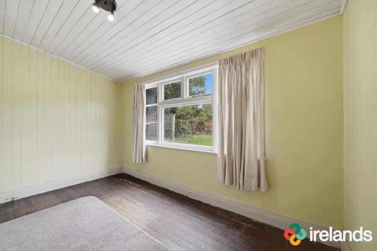Photo of property in 21 Defoe Place, Waltham, Christchurch, 8023