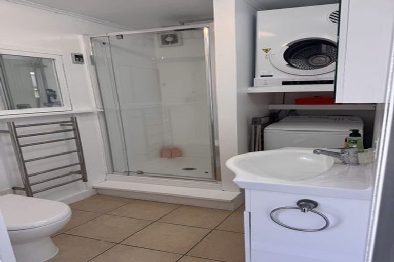 Photo of property in 33 Bolton Street, Petone, Lower Hutt, 5012