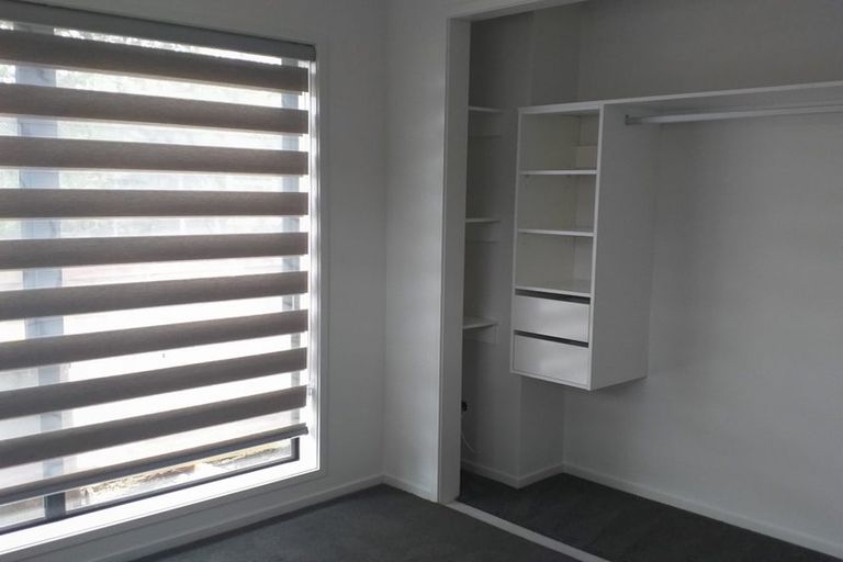 Photo of property in 2 Emerald Avenue, Rosehill, 2113