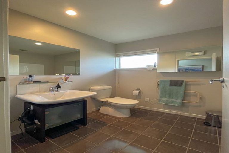 Photo of property in 106 Hinau Street, Riccarton, Christchurch, 8041