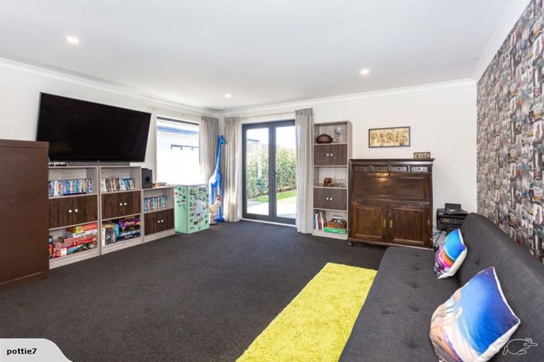 Photo of property in 43 Oakley Drive, Prebbleton, 7604