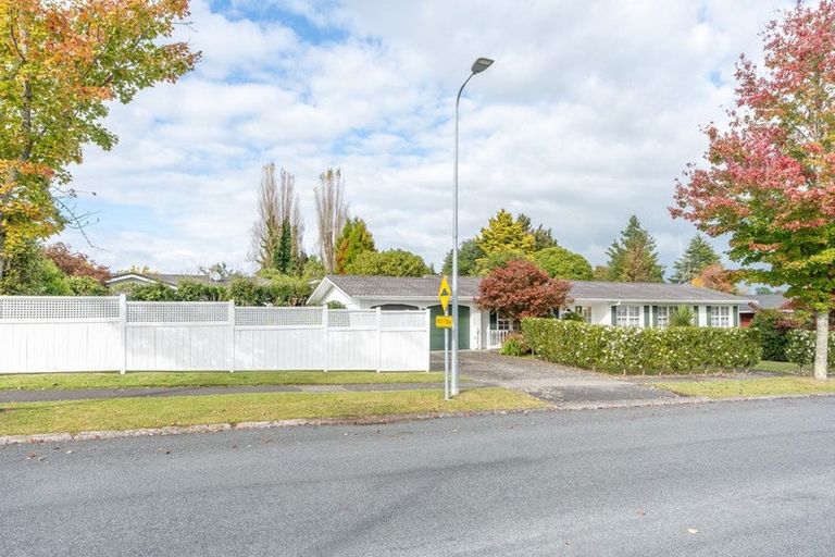 Photo of property in 27 Howell Avenue, Riverlea, Hamilton, 3216