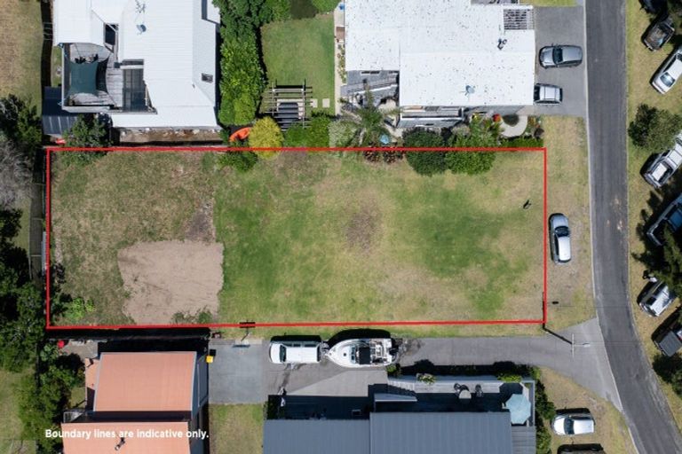 Photo of property in 102 Barrowclough Road, Whangamata, 3620