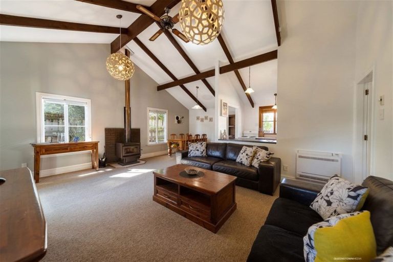 Photo of property in 10 Hamilton Road, Queenstown, 9300