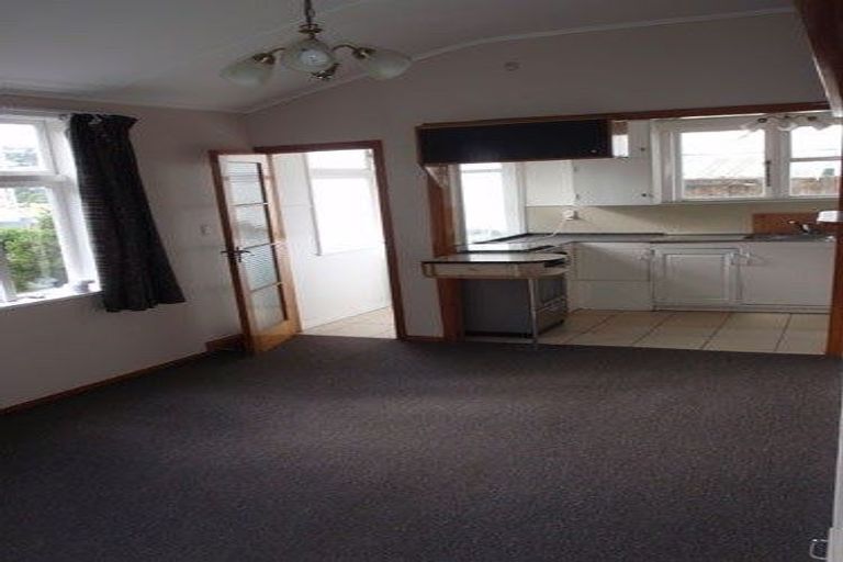 Photo of property in 62 Thompson Street, Mount Cook, Wellington, 6011
